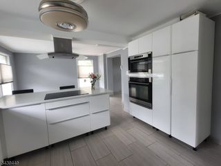 997 Broad St, Bloomfield Twp., NJ 07003