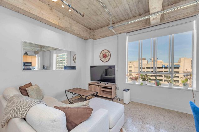 710 Colorado ST 8C, Austin, TX 78701