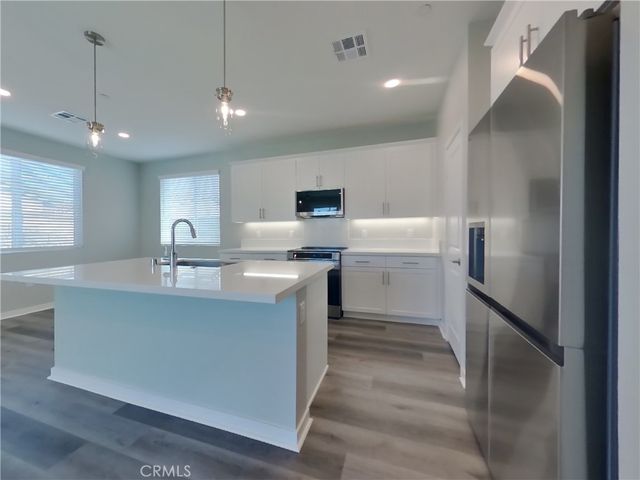 1721 Lorraine Drive 2, Corona, CA 92882