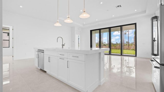 13928 Vivant Drive, Palm Beach Gardens, FL 33412