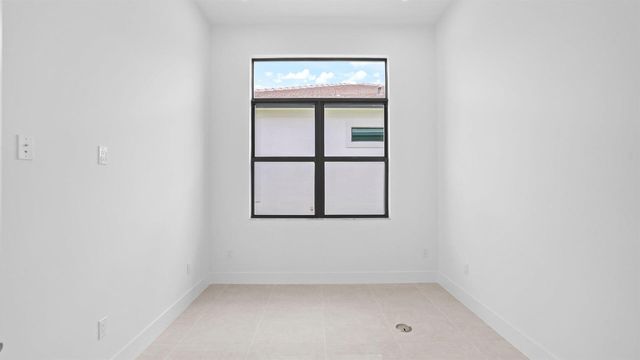 13928 Vivant Drive, Palm Beach Gardens, FL 33412