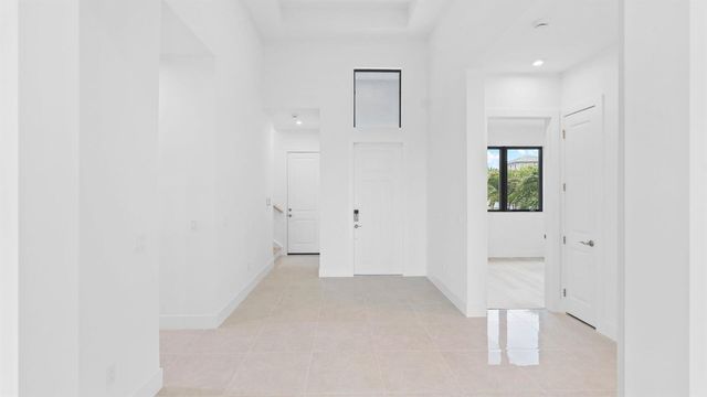 13928 Vivant Drive, Palm Beach Gardens, FL 33412
