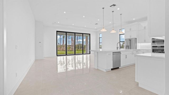 13928 Vivant Drive, Palm Beach Gardens, FL 33412