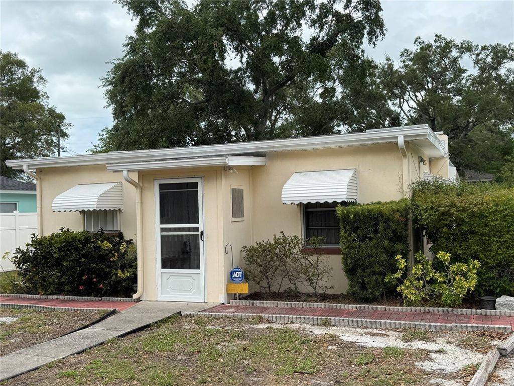 542 ROANOKE STREET, Dunedin, FL 34698