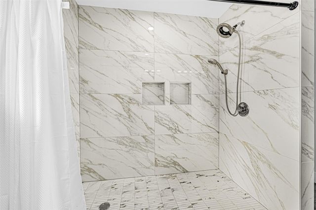 7614 Dixie Drive, Houston, TX 77087