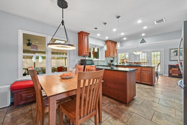 10601 Sans Souci PL, Austin, TX 78759