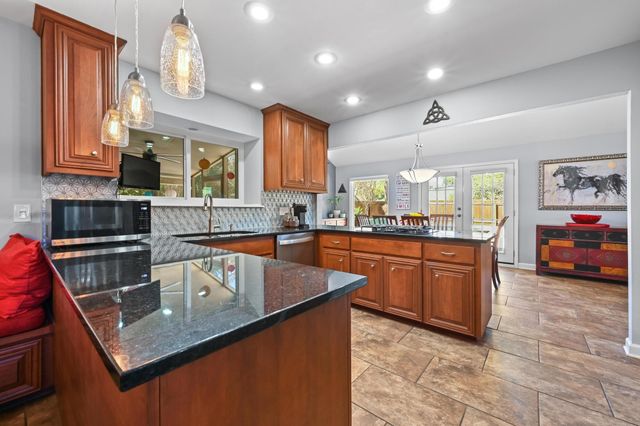 10601 Sans Souci PL, Austin, TX 78759