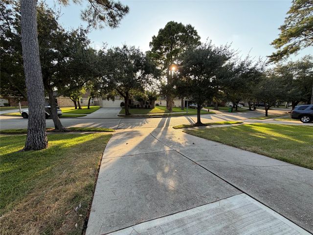 19026 Northcanyon Drive, Tomball, TX 77377