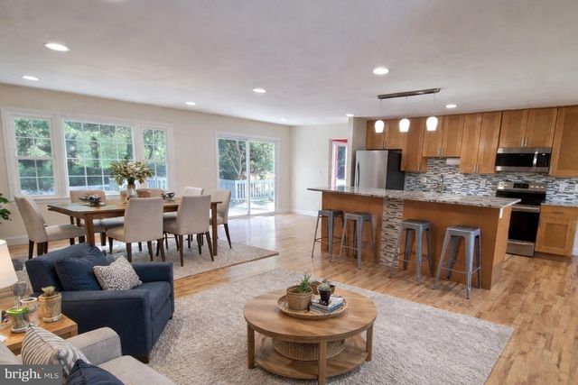 5 GARFIELD CT, Gaithersburg, MD 20882