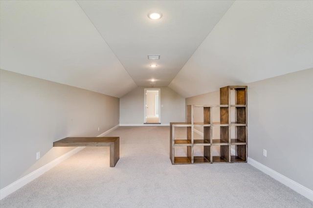 4456 N Bluestem St, Maize, KS 67101