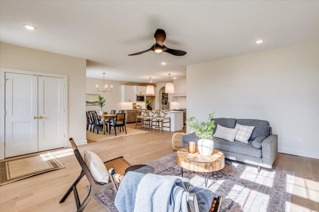 4456 N Bluestem St, Maize, KS 67101