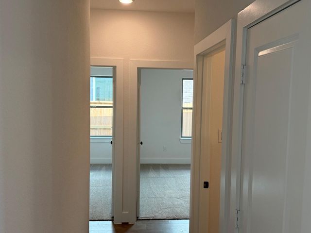 5111 Getty Lane, Iowa Colony, TX 77578