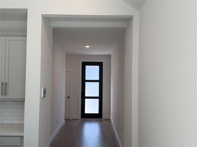 5111 Getty Lane, Iowa Colony, TX 77578