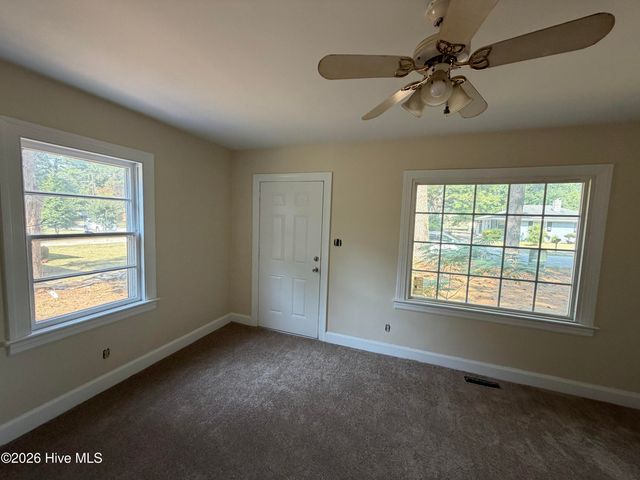 305 Dewey Street SW, Wilson, NC 27893