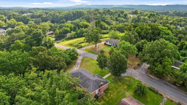 4639 Sherry Lane, Hixson, TN 37343