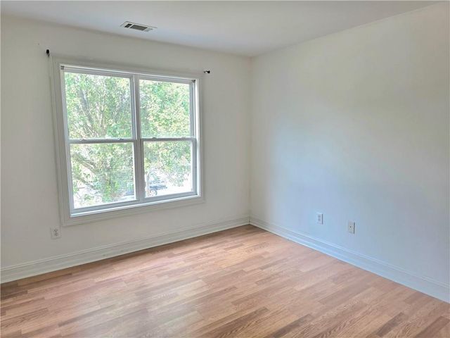 3385 Wellbrook Drive, Loganville, GA 30052
