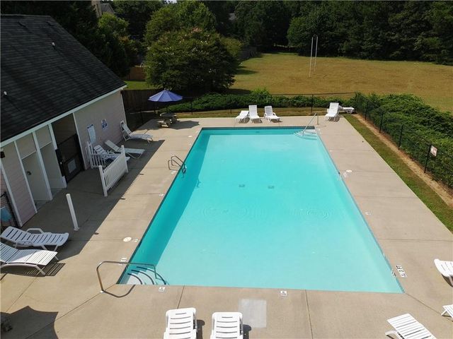 3385 Wellbrook Drive, Loganville, GA 30052