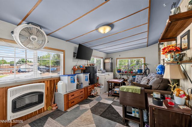 185 E Surge Street, Reno, NV 89506