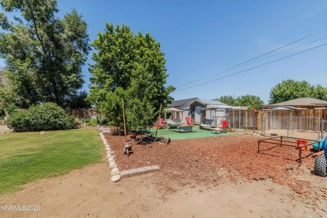 185 E Surge Street, Reno, NV 89506