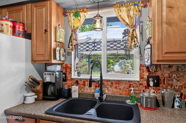 185 E Surge Street, Reno, NV 89506