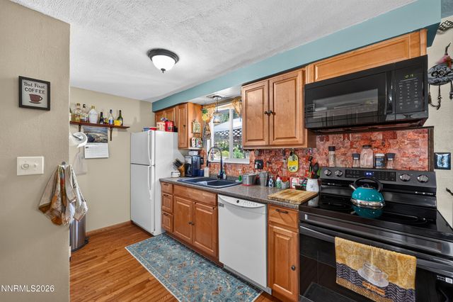185 E Surge Street, Reno, NV 89506