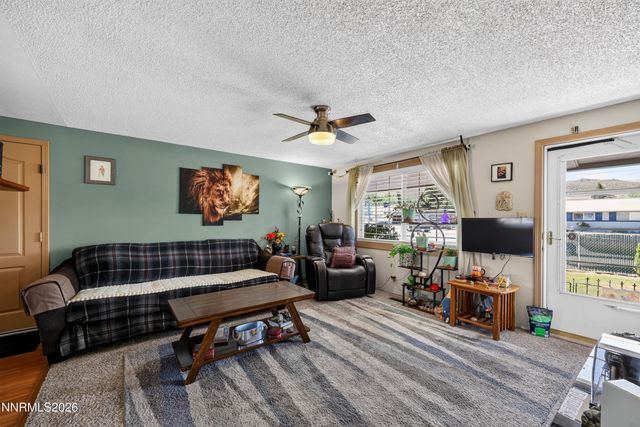185 E Surge Street, Reno, NV 89506