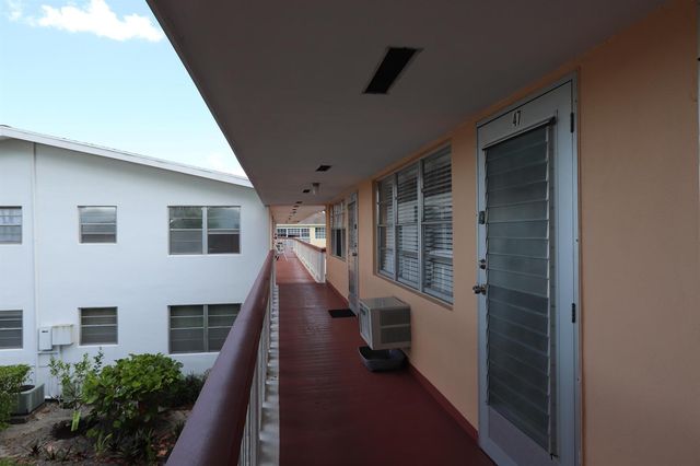 47 Andover B, West Palm Beach, FL 33417