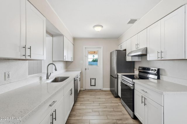 2401 N 66TH Street, Scottsdale, AZ 85257