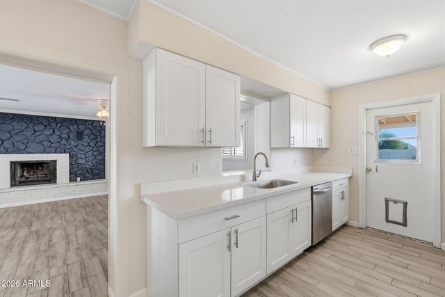 2401 N 66TH Street, Scottsdale, AZ 85257