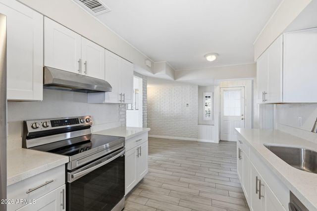 2401 N 66TH Street, Scottsdale, AZ 85257