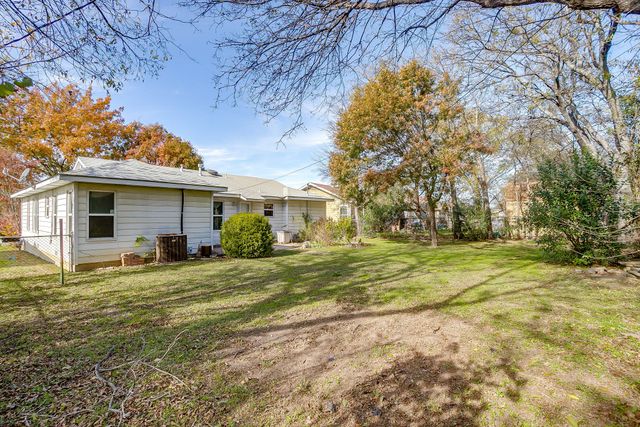 3532 Rita Lane, Haltom City, TX 76117