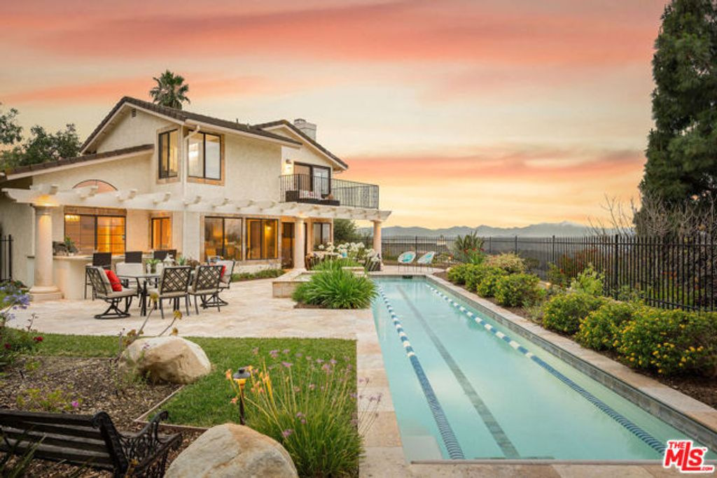 2736 Whitechapel Place, Thousand Oaks, CA 91362