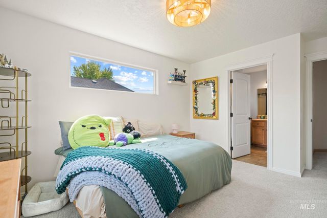 2445 E Nakano Dr., Meridian, ID 83646