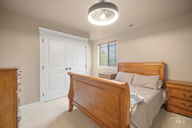 2445 E Nakano Dr., Meridian, ID 83646