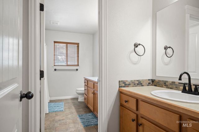 2445 E Nakano Dr., Meridian, ID 83646