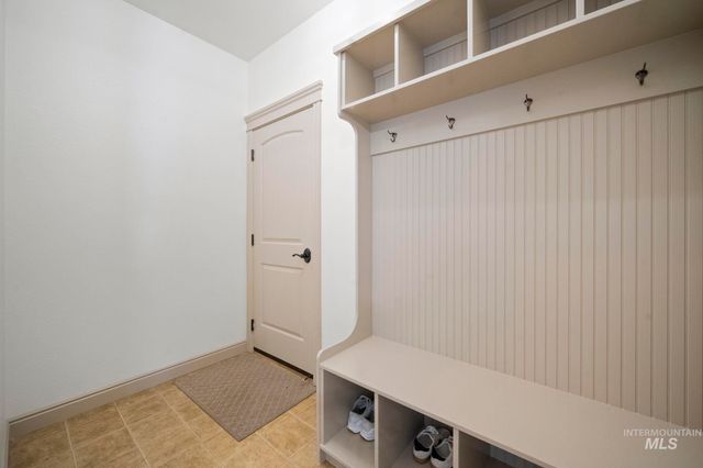 2445 E Nakano Dr., Meridian, ID 83646