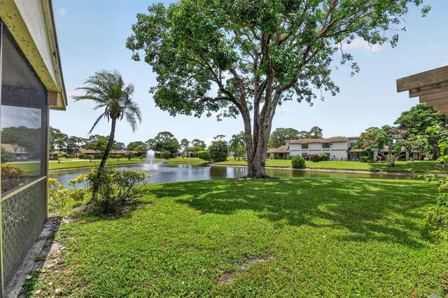 6102 WOODLAKE Boulevard, Greenacres, FL 33463