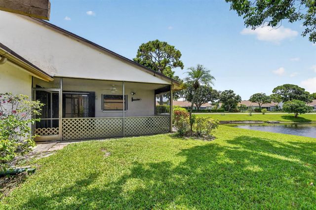 6102 WOODLAKE Boulevard, Greenacres, FL 33463