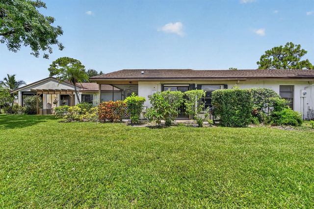 6102 WOODLAKE Boulevard, Greenacres, FL 33463
