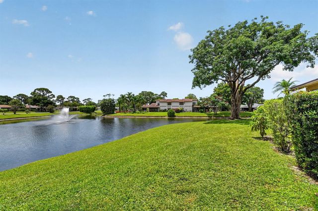 6102 WOODLAKE Boulevard, Greenacres, FL 33463