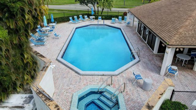 6102 WOODLAKE Boulevard, Greenacres, FL 33463