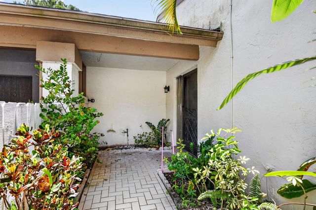6102 WOODLAKE Boulevard, Greenacres, FL 33463