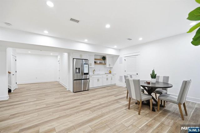 2 Wingate Drive, Livingston, NJ 07039