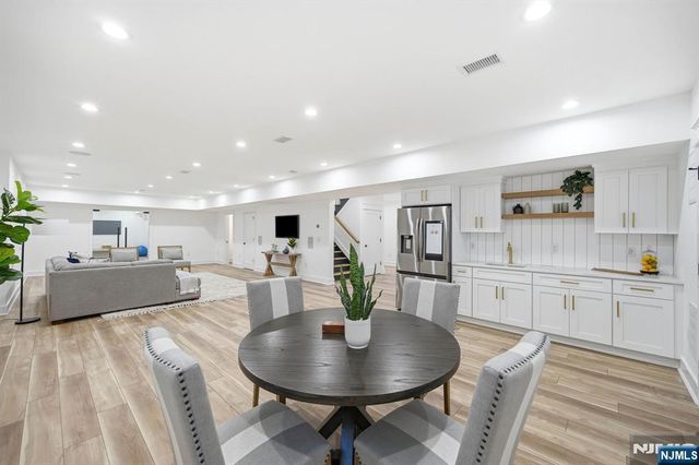 2 Wingate Drive, Livingston, NJ 07039