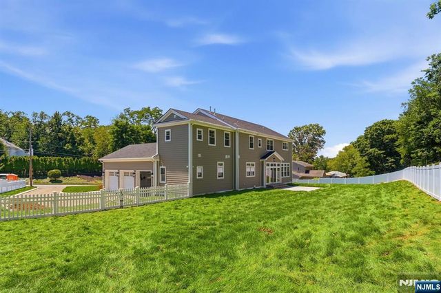 2 Wingate Drive, Livingston, NJ 07039