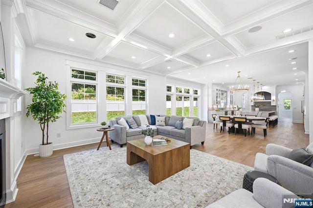 2 Wingate Drive, Livingston, NJ 07039