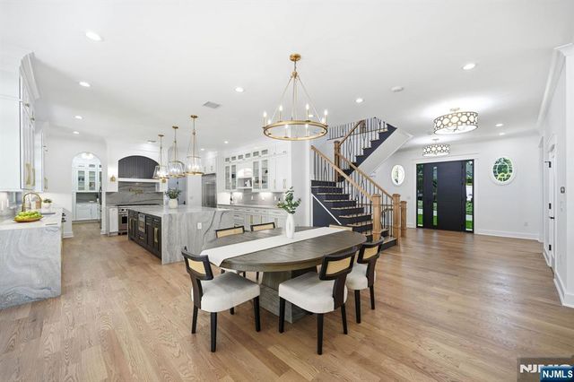 2 Wingate Drive, Livingston, NJ 07039
