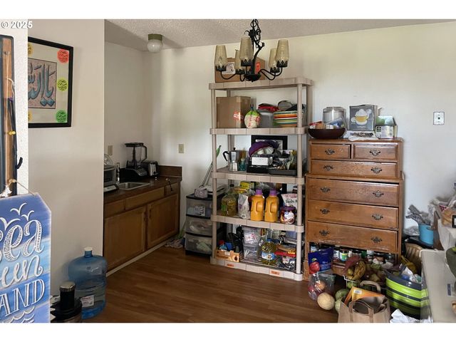 1265 S BEACH Dr, Seaside, OR 97138