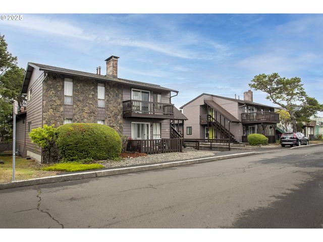 1265 S BEACH Dr, Seaside, OR 97138