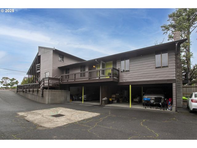 1265 S BEACH Dr, Seaside, OR 97138